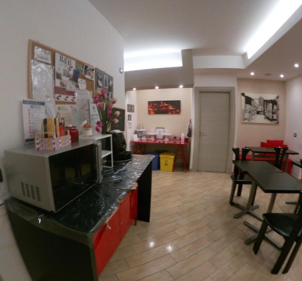 B&B A Due Passi San Giovanni Gemini Dış mekan fotoğraf